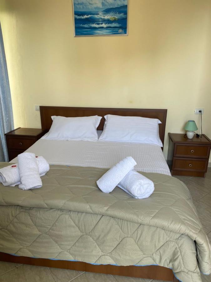 Sanremo Hotel Restorant Shkallnur Ngoại thất bức ảnh