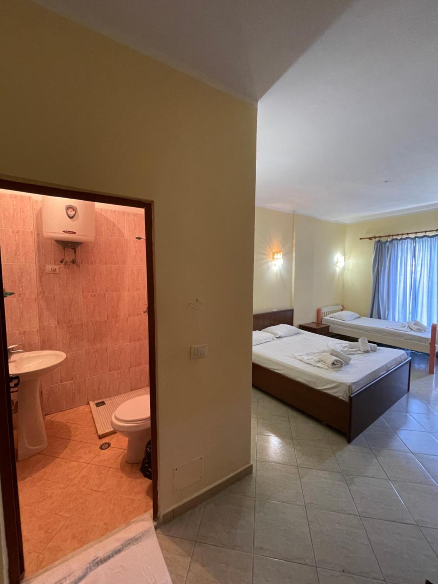 Sanremo Hotel Restorant Shkallnur Ngoại thất bức ảnh
