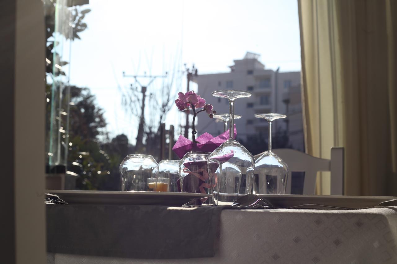 Sanremo Hotel Restorant Shkallnur Ngoại thất bức ảnh
